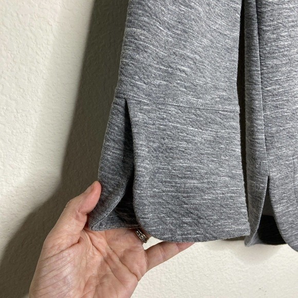 Banana Republic Knit Slit Tulip Sleeve Top Sz XS - Picture 5 of 12